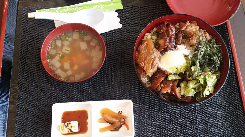 「羽地鶏の親子丼」♪