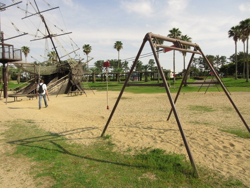 赤穂海浜公園　難破船　遊具　ターザンロープ