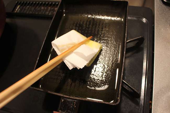 我が家で結婚当初から使っている激安玉子焼き器
