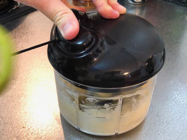 超簡単 さっと作れるタルタルソース 時短調理器具 T-Fal「ハンディチョッパーネオ」