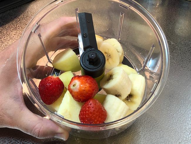 時短調理器具 T-Fal「ハンディチョッパーネオ」で超速スムージー作り