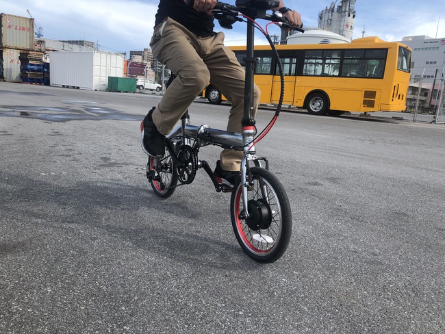 トランスモバイリーの電動アシスト付き自転車で約１時間のサイクリング