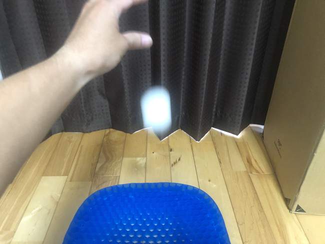 ゲルクッションは卵を落としても割れません！