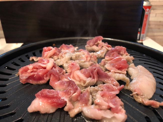 煙が少ない「スモークガス焼肉グリル やきまる」を使って自宅で焼肉