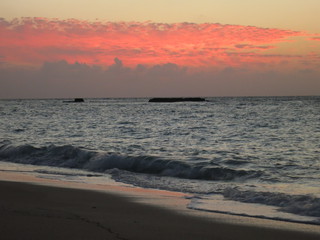 きょうのニシ浜の夕日
