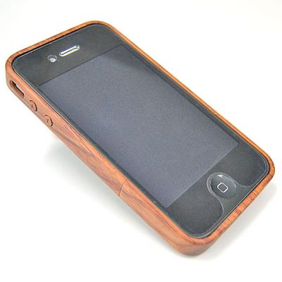 ココまで来たか木製カバーのiPhone４！！