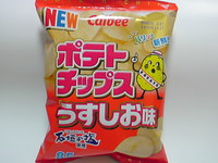 Calbeeポテトチップス うすしお味