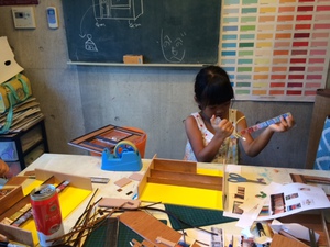 夏休み工作　ドールハウス作り