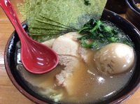 家系ラーメンを食べてみた 2016/11/22 14:25:46