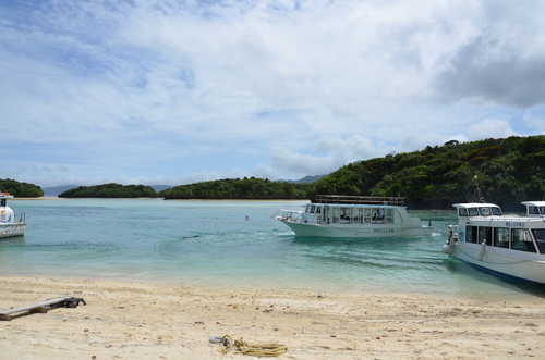 日本百景の川平湾を満喫