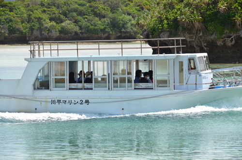 日本百景の川平湾を満喫