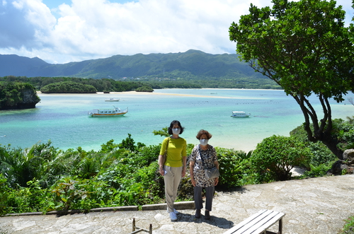 夏真っ盛りの川平湾