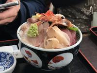 小名浜港うろこいちで海鮮丼ランチ いわき大食い自腹ツアー いわき観光 いわきグルメの情報サイト