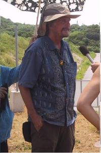 「木を植える男」ポールさん、沖縄最後の植樹イベント