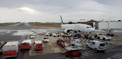 ダーウイン空港　　さようならガイドの藤田眞弓さん