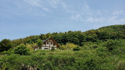 悲しみも　苦しさも　楽しさも　隣り合わせ。
