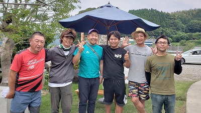 悲しみも　苦しさも　楽しさも　隣り合わせ。