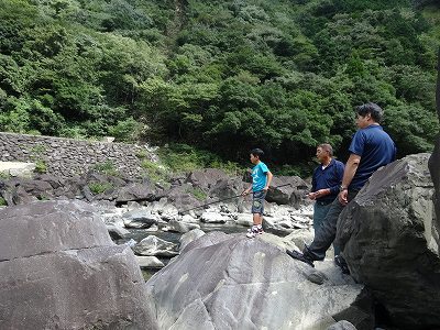 椎葉村で　アユ釣りに挑戦