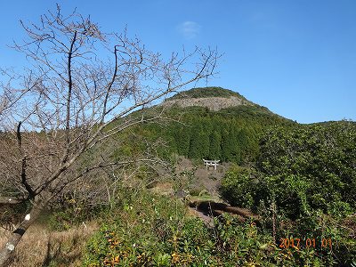 初詣は江迎町　白岳神社