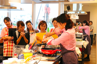 読谷村女性部のみなさまがKAE projectで調理実習会を行いました！大盛況でした^^ 2016/09/20 12:00:53