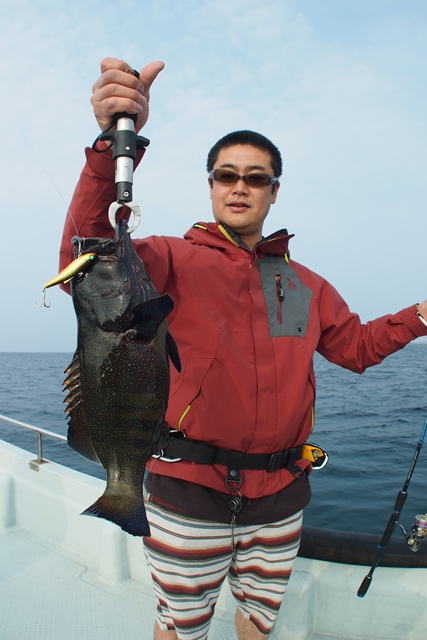 ライトキャスティング　そろそろ夏の海？