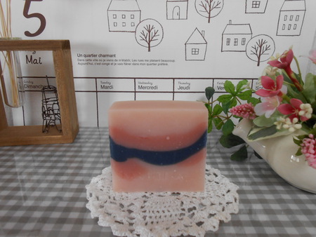 パープルと竹炭の石けん〜