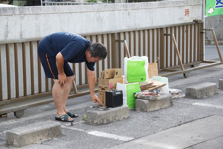 7月27日のラジオ体操：北那覇税務署前