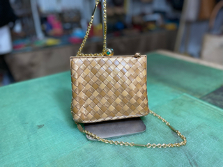 Bottega Veneta がま口バッグ　内袋張り替え