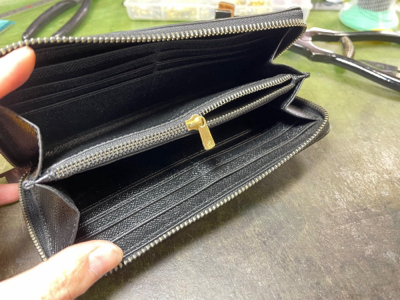 coachラウンドファスナー長財布　ファスナー修理