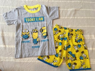 ミニオンminionsミニオンズパジャマ子供用キッズ4T100