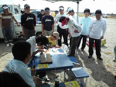 マルキユーチヌ釣り大会