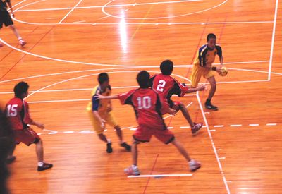 中学校春季ハンドの試合スタート！