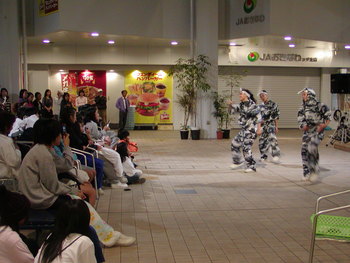 DANCE2