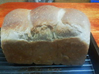 食パンです 2012/03/20 17:20:43