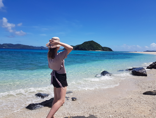 Furuzamami beach view