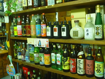 品薄の泡盛や今では生産されていない泡盛を紹介します。