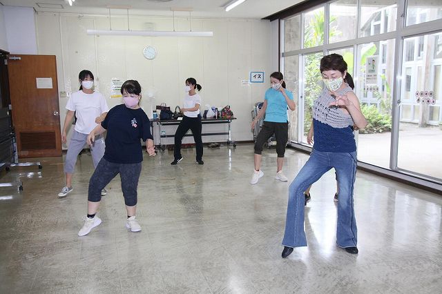 『ダンスエアロ』の皆さん