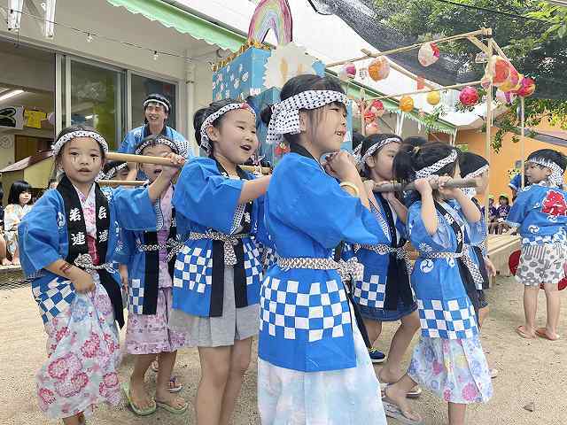琉球新報ローカルblog:祭りで交流 ガジマル保育園