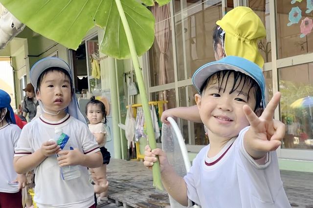 琉球新報ローカルblog:夏だ！ずぶぬれで遊ぶ 礼邦学園