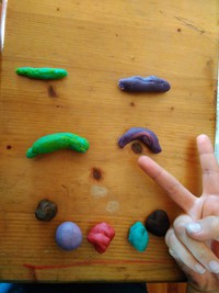 ８歳長男、ねんどで作ったお顔