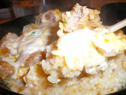 神戸カツ丼「一どん」