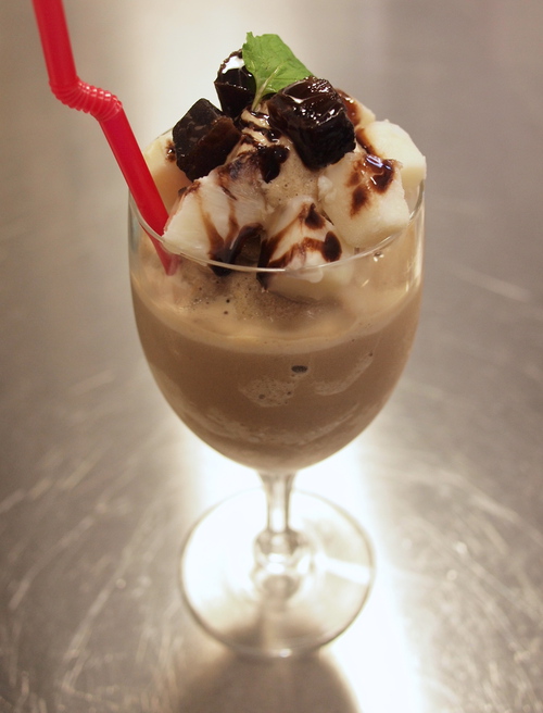 [作ってみたシリーズ]　チョコバナナコーヒースムージー