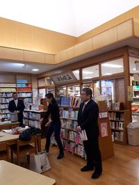 読み聞かせ　古堅中学校②