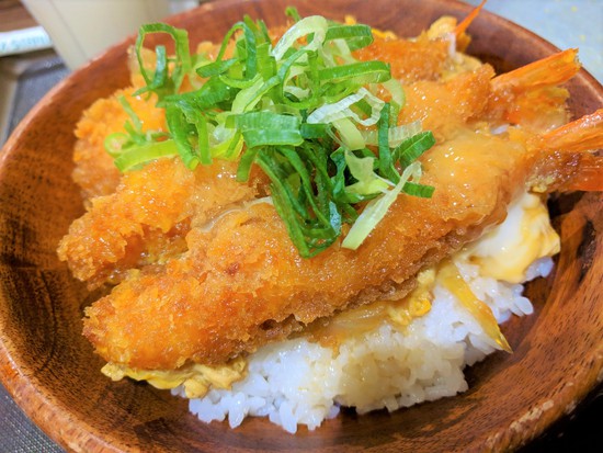 ライカム_淡路島カレー_エビフライ丼