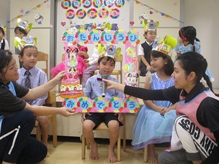 ☆12月生まれお誕生日会☆３．４．５歳児クラス✨