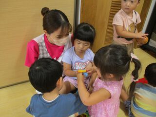 日頃の様子☆　~0.1.2歳児クラス~