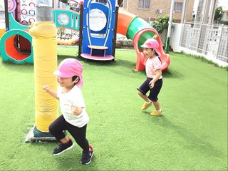 0.1.2歳児日頃の様子
