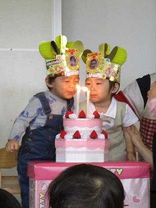 ☆夕暮れ保育☆11月お誕生日会☆