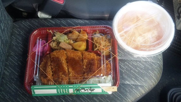 久しぶりの弁当ネタだ・・・