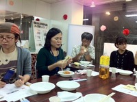 清水さんが規格外商品を活かす試食会を開催